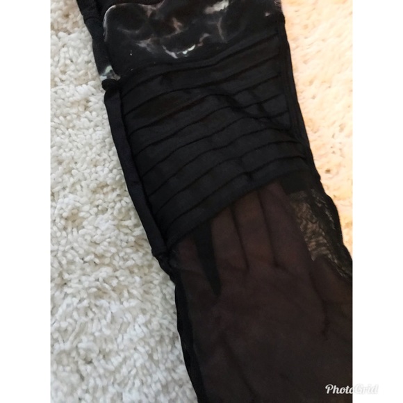 Pink Victoria Secret capris yoga pants - Picture 2 of 4